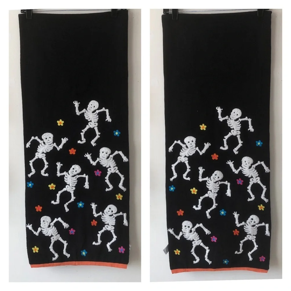 Novogratz Dia de los Muertos Dancing Skeleton Embroidered Table Runner 68”L